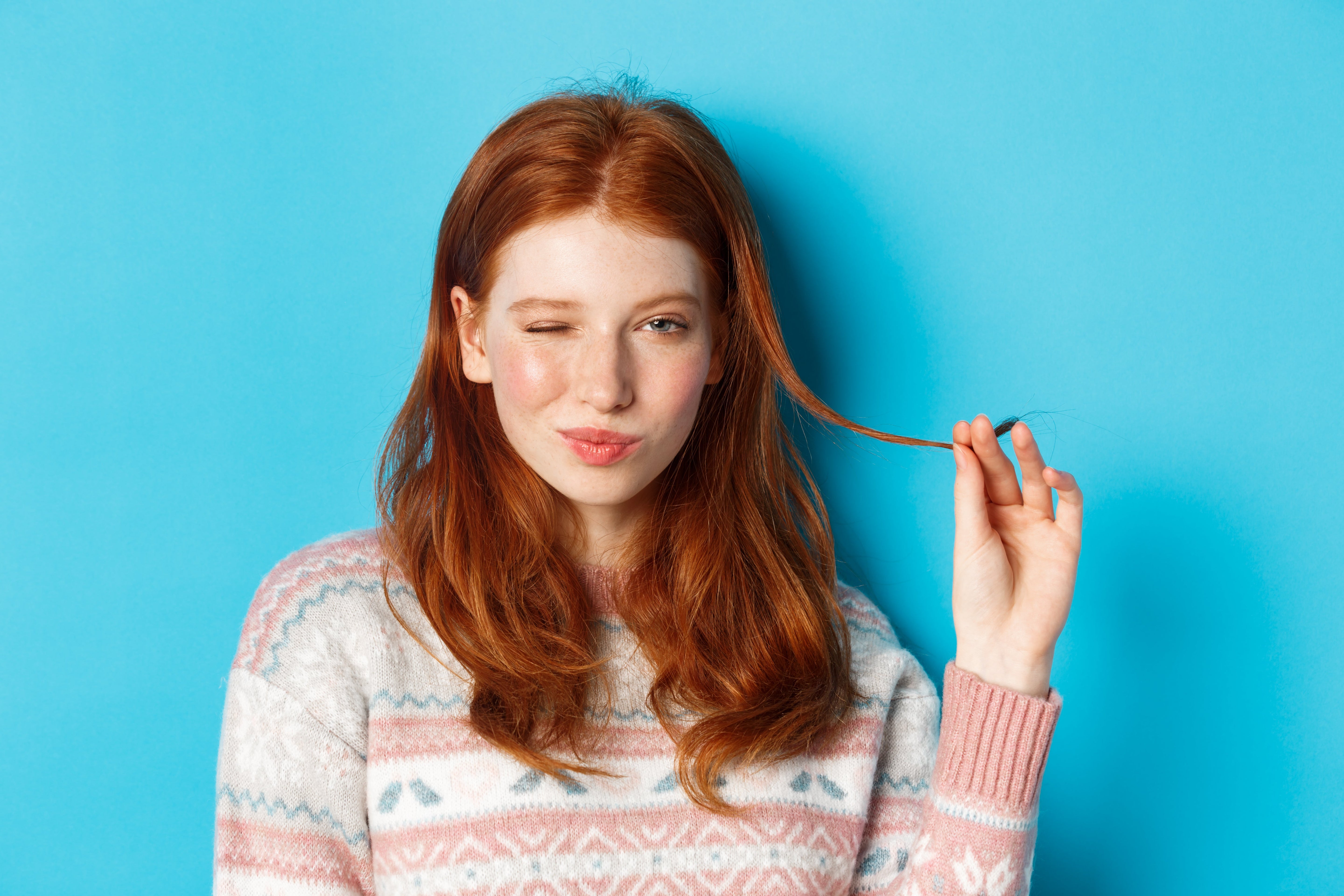 Seiden-Scrunchies, Bobby Pins & Haarschleifen: Die Must-Have Haaraccessoires 2025